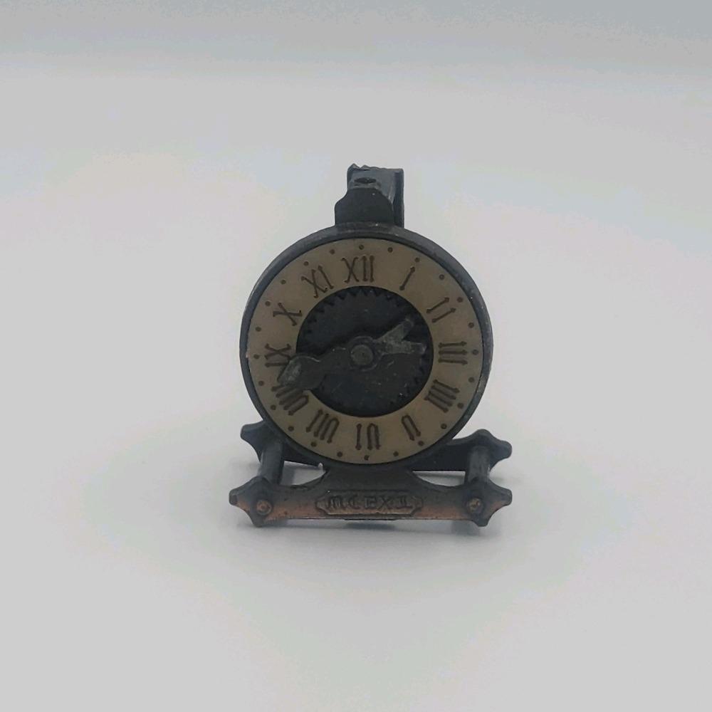 Vintage Die-Cast Metal Miniature Pencil Sharpener - Clock No. 8754‎ Collectors